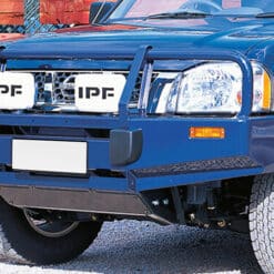 ARB Deluxe Bull Bar - Nissan Navara D22 2002-2005